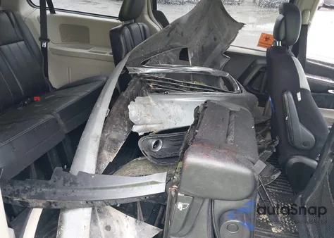 2014 Chrysler Town & Country Touring from USA, damaged, VIN 2C4RC1BG9ER294705